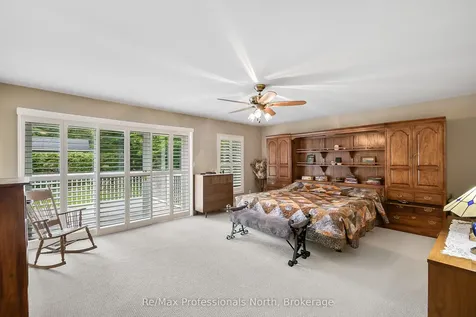 160 Tiffany Trail Gravenhurst ON P1P 1A6