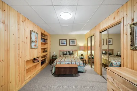 160 Tiffany Trail Gravenhurst ON P1P 1A6