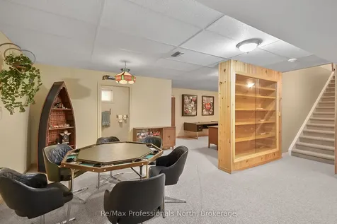 160 Tiffany Trail Gravenhurst ON P1P 1A6