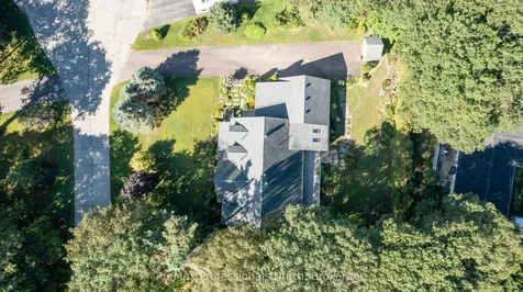 160 Tiffany Trail Gravenhurst ON P1P 1A6