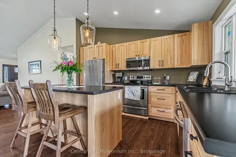 405282 Grey Road 4, R.r.# 3 N/a Grey Highlands ON N0C 1K0
