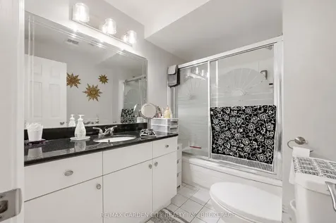 13 Third Avenue St. Catharines ON L2W 1A8