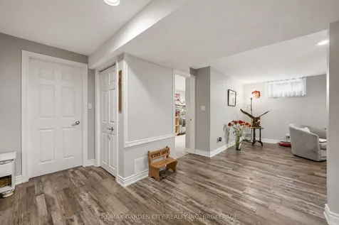 13 Third Avenue St. Catharines ON L2W 1A8
