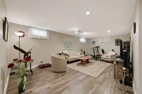 13 Third Avenue St. Catharines ON L2W 1A8