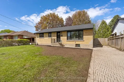 3555 Gainsborough Avenue Niagara Falls ON L2J 2T9