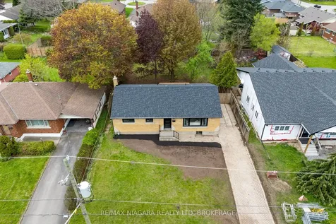 3555 Gainsborough Avenue Niagara Falls ON L2J 2T9