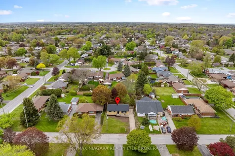3555 Gainsborough Avenue Niagara Falls ON L2J 2T9