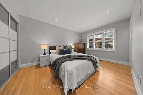 28 Leacock Drive Kanata ON K2K 1S1