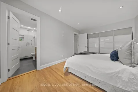 28 Leacock Drive Kanata ON K2K 1S1