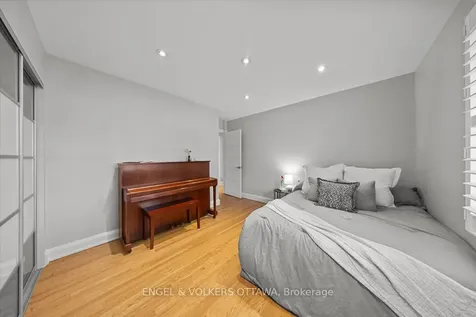 28 Leacock Drive Kanata ON K2K 1S1