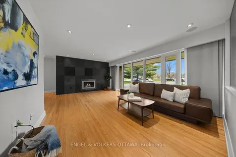 28 Leacock Drive Kanata ON K2K 1S1