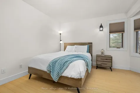 84 Clarke Crescent Huntsville ON P0B 1L0