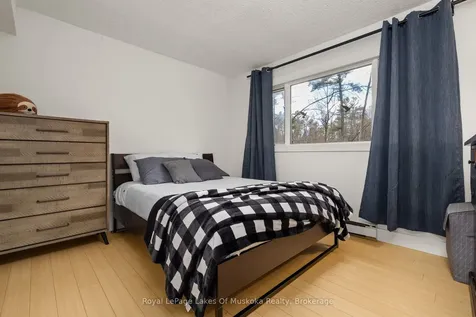 84 Clarke Crescent Huntsville ON P0B 1L0