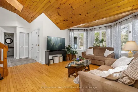84 Clarke Crescent Huntsville ON P0B 1L0