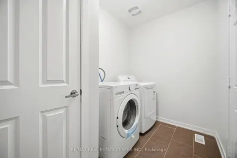 40 Sherway Street Hamilton ON L8J 0J3