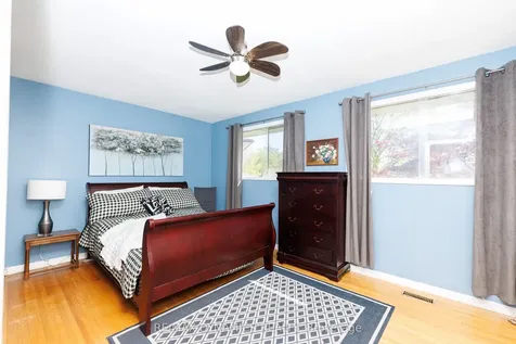 51 Karen Crescent Welland ON L3C 2Y7