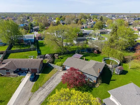 51 Karen Crescent Welland ON L3C 2Y7