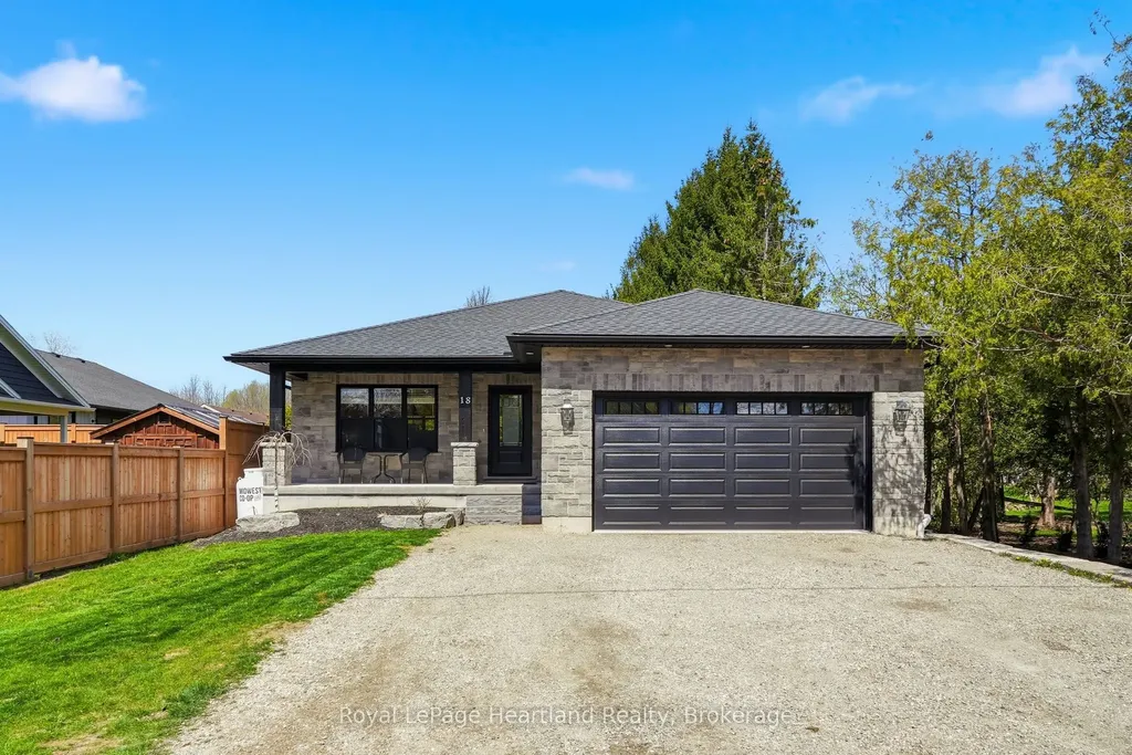 18 Geddes Street W Minto ON N0G 1M0