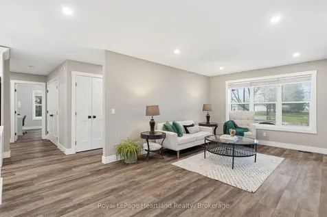 18 Geddes Street W Minto ON N0G 1M0