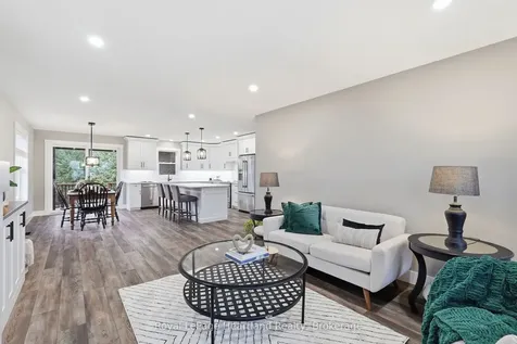 18 Geddes Street W Minto ON N0G 1M0