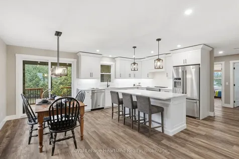 18 Geddes Street W Minto ON N0G 1M0