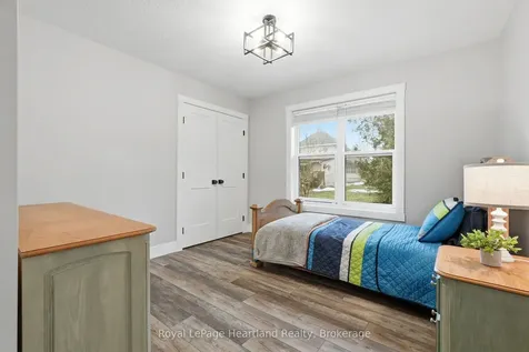 18 Geddes Street W Minto ON N0G 1M0
