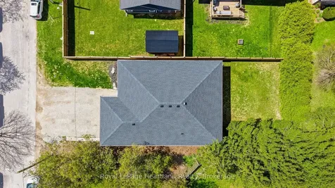 18 Geddes Street W Minto ON N0G 1M0