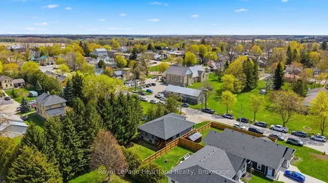 18 Geddes Street W Minto ON N0G 1M0