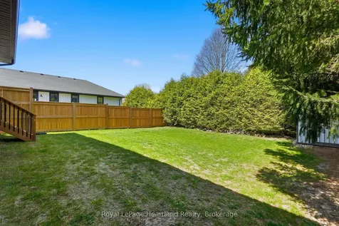 18 Geddes Street W Minto ON N0G 1M0