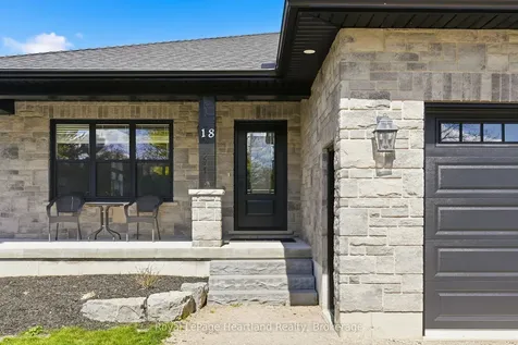 18 Geddes Street W Minto ON N0G 1M0