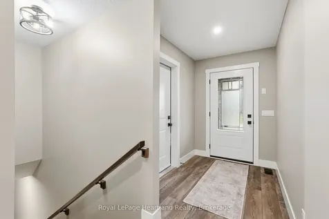 18 Geddes Street W Minto ON N0G 1M0