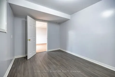 23 Faraday Gardens Belleville ON K8P 5J5