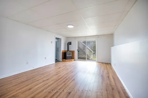 23 Faraday Gardens Belleville ON K8P 5J5