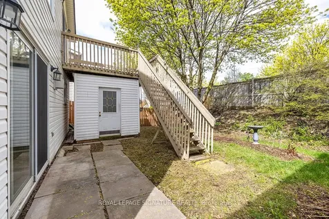 23 Faraday Gardens Belleville ON K8P 5J5