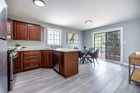 23 Faraday Gardens Belleville ON K8P 5J5