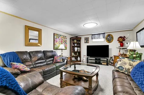 419 St Lawrence Street Prescott ON K0E 1T0