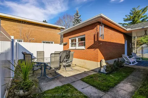 419 St Lawrence Street Prescott ON K0E 1T0