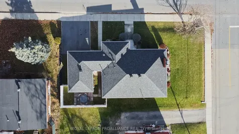 419 St Lawrence Street Prescott ON K0E 1T0