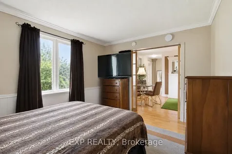 33 Burton Street Belleville ON K8P 1E5