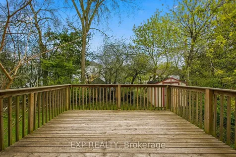 33 Burton Street Belleville ON K8P 1E5