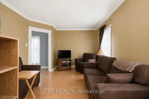 33 Burton Street Belleville ON K8P 1E5