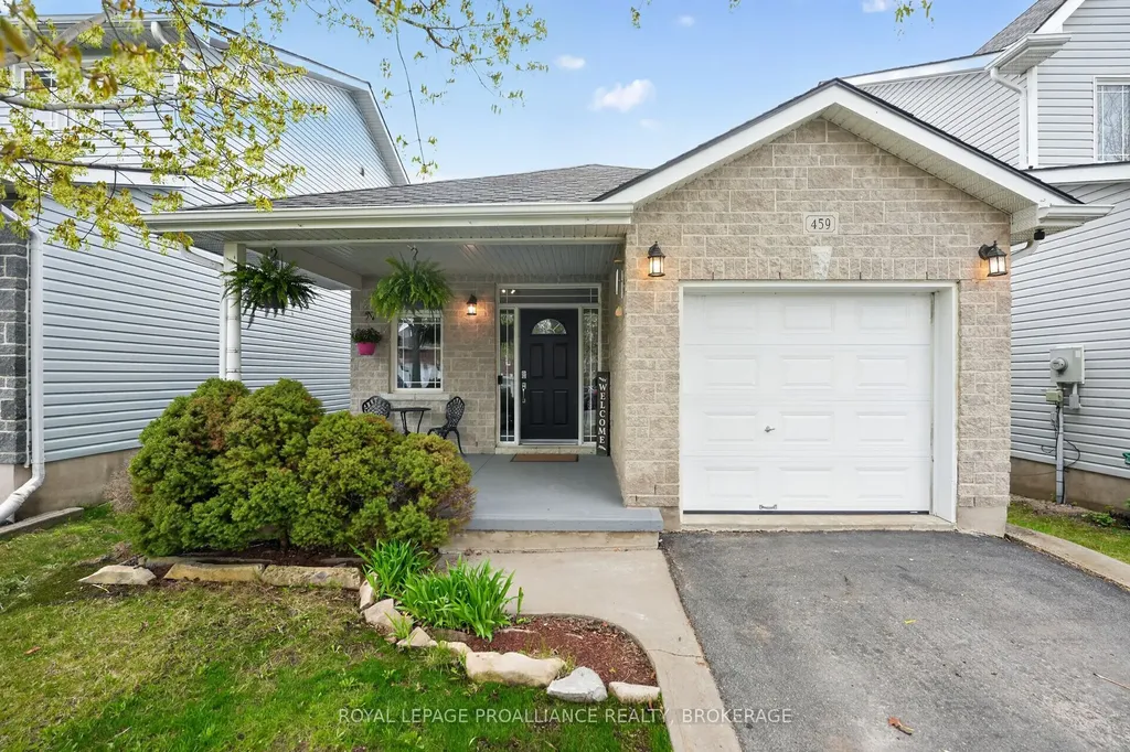 459 Maureen Street Kingston ON K7K 7M1