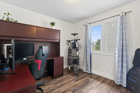 459 Maureen Street Kingston ON K7K 7M1