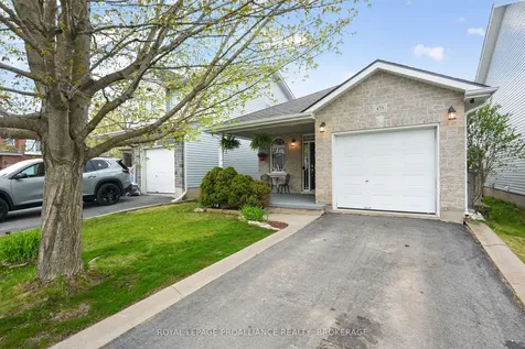 459 Maureen Street Kingston ON K7K 7M1
