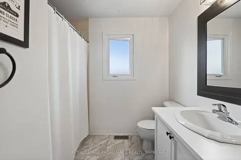 459 Maureen Street Kingston ON K7K 7M1
