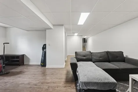 459 Maureen Street Kingston ON K7K 7M1