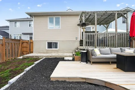 459 Maureen Street Kingston ON K7K 7M1