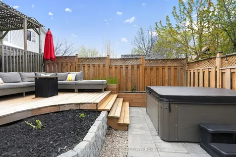 459 Maureen Street Kingston ON K7K 7M1