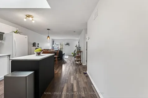 459 Maureen Street Kingston ON K7K 7M1