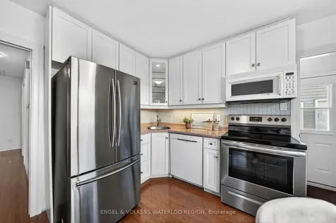 180 Murdock Avenue Waterloo ON N2J 2M5